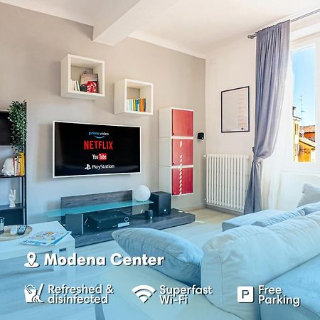 Luxury Apartment Next To The Francescana Модена Экстерьер фото